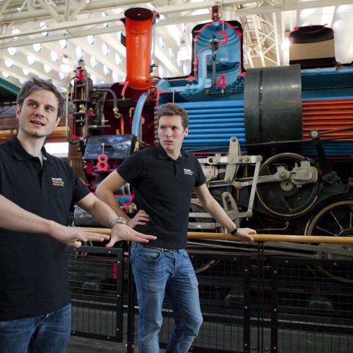 2014: Studierende der PH Luzern erklären im Verkehrshaus, wie eine Dampflokomotive funktioniert.